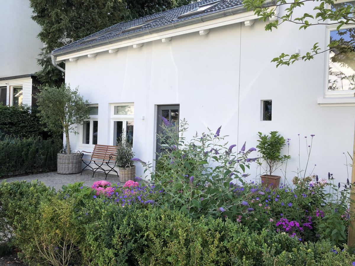 Das Elbcottage Hamburg Exterior photo